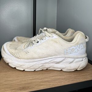 Hoka One One Men’s Clifton 6 Athletic Shoes